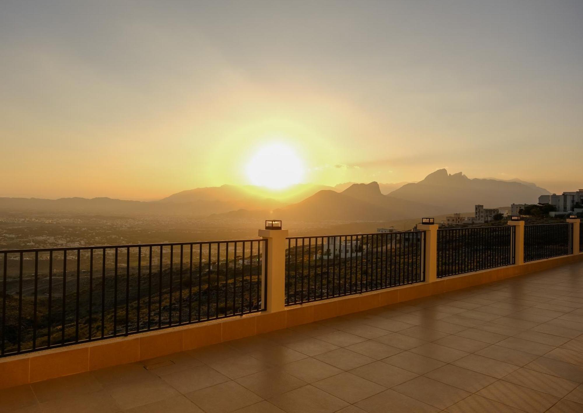 Hotel Sunset Sky Misfāh Exterior foto